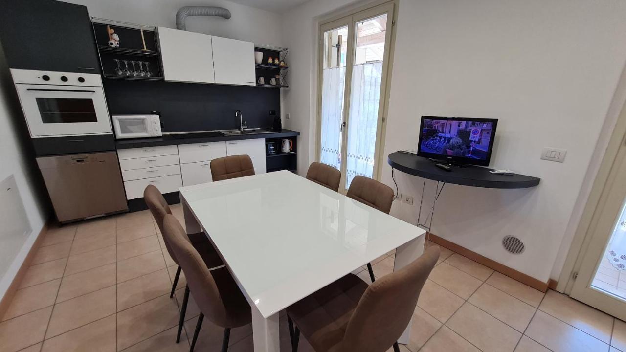 Appartamento Quadrivium Castelnuovo del Garda Luaran gambar