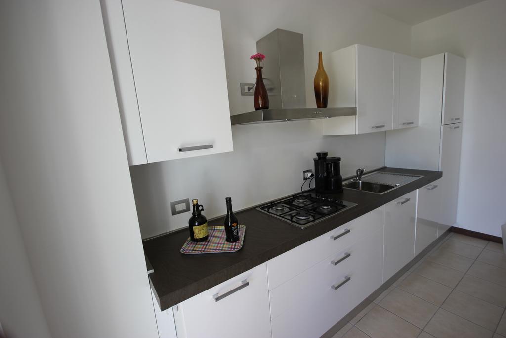 Appartamento Quadrivium Castelnuovo del Garda Bilik gambar